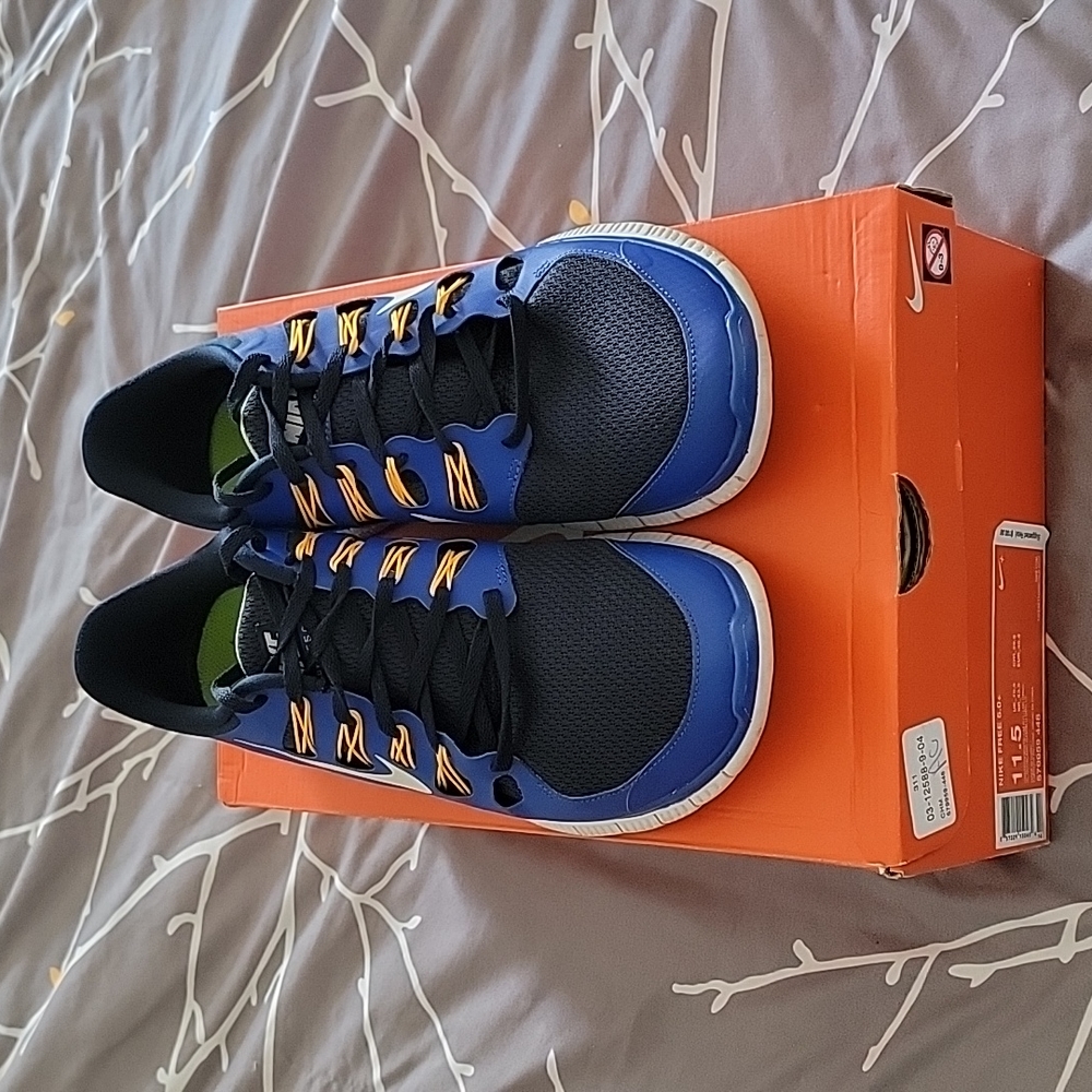 Nike free 5.0+